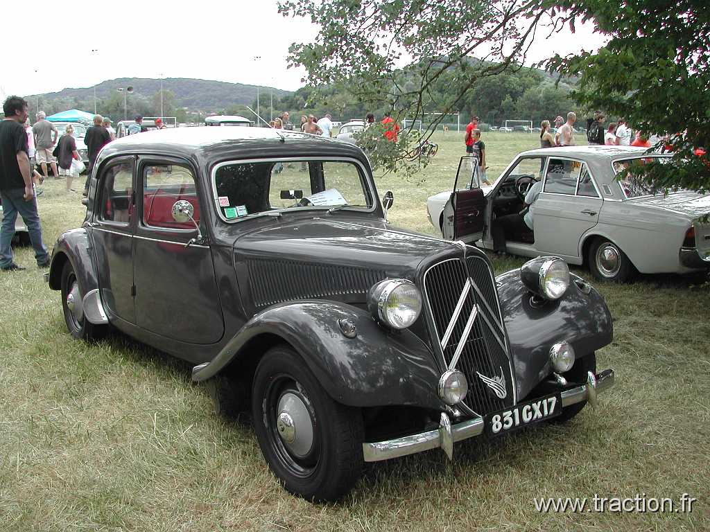 2014_Madine (131).JPG - 29ème Retro Meus'Auto au Lac de Madine, Citroen Traction 11BL
